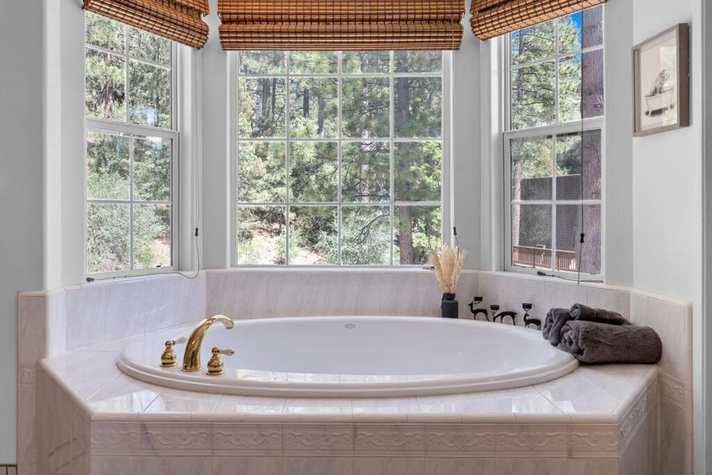 Cozy Cabin Perfect For 2 Families Big Bear Lake Exterior photo